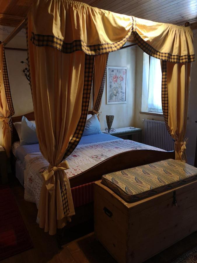 East Wind Bed and Breakfast Medea Εξωτερικό φωτογραφία