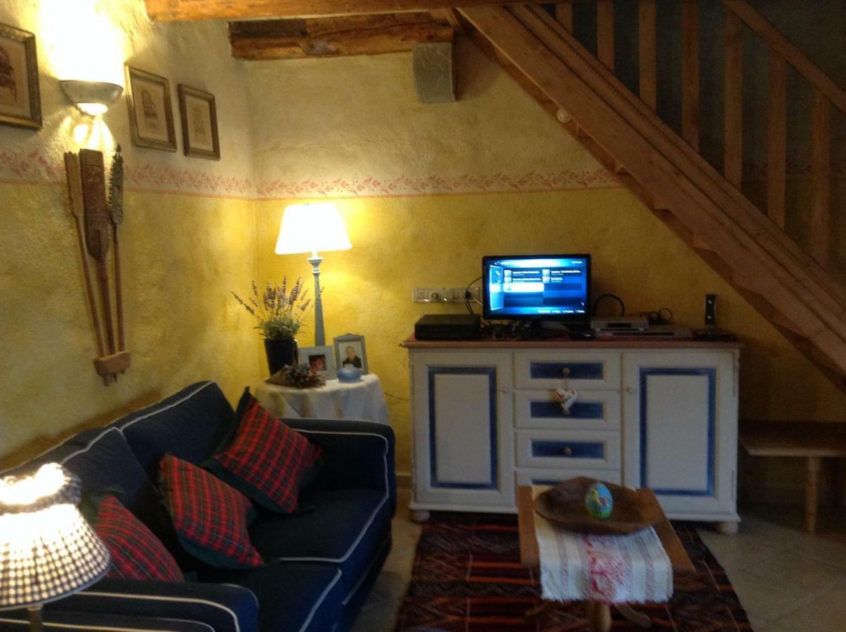 East Wind Bed and Breakfast Medea Εξωτερικό φωτογραφία